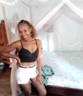 Dating Woman Madagascar to Sambava : Sarah, 28 years